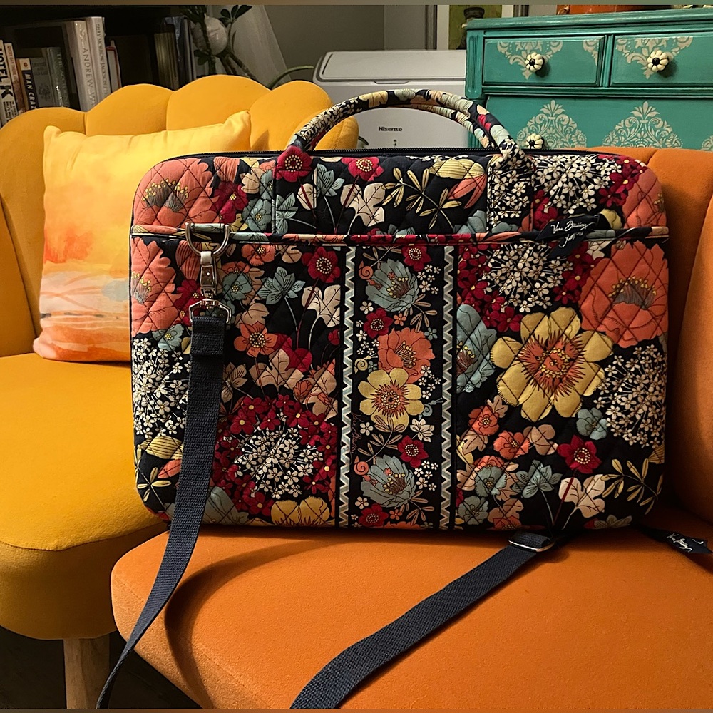 Vera Bradley Happy Snails pattern padded laptop bag with strap, great condition